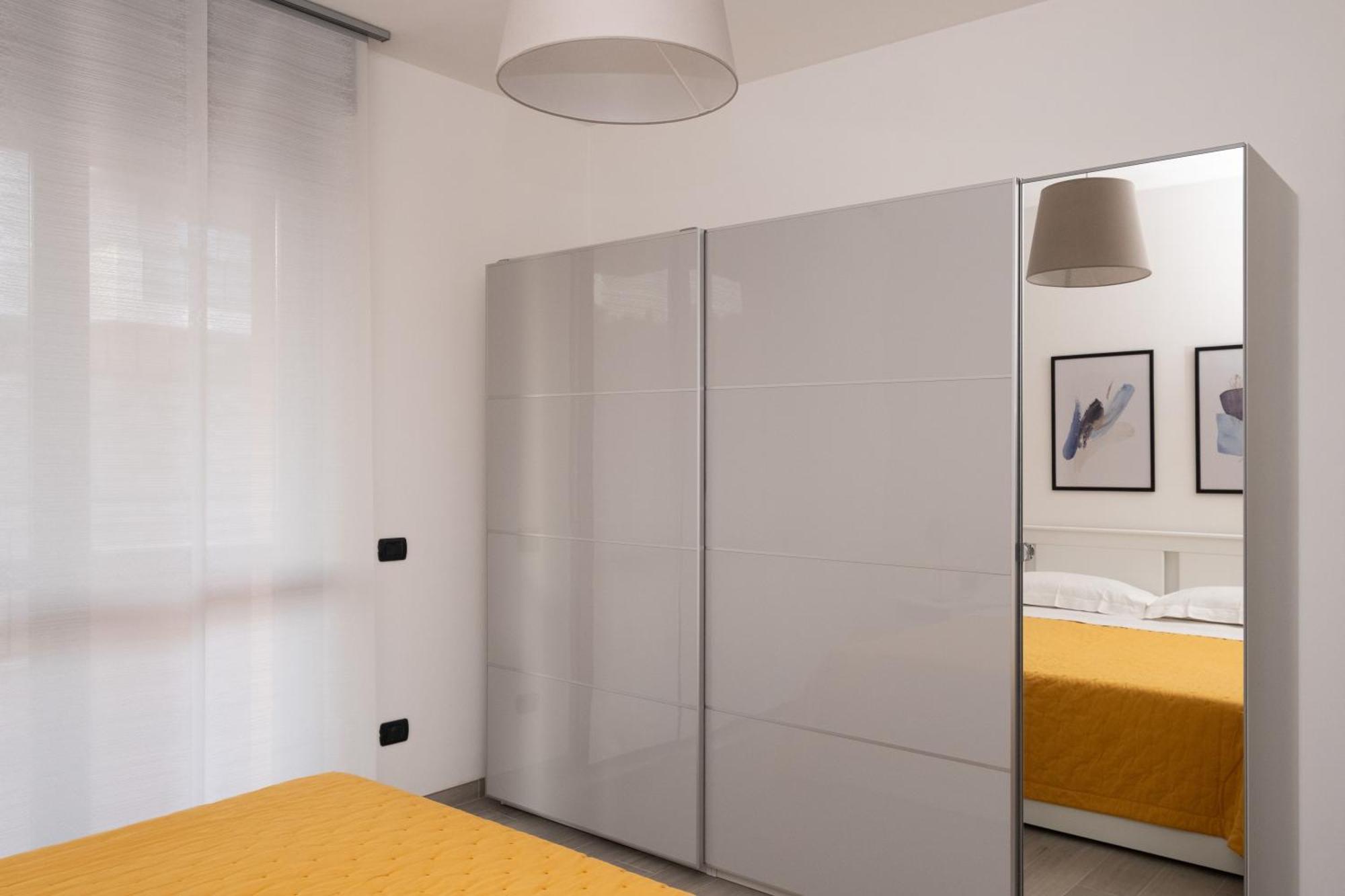Bilocale A Lainate Lainhouse Apartment Bagian luar foto