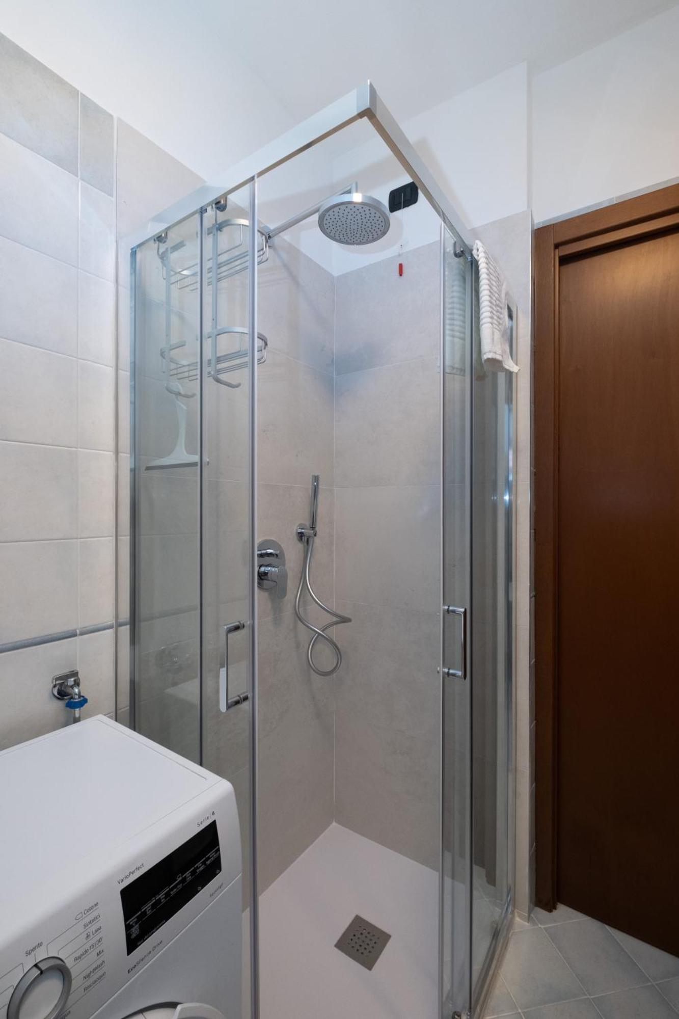 Bilocale A Lainate Lainhouse Apartment Bagian luar foto