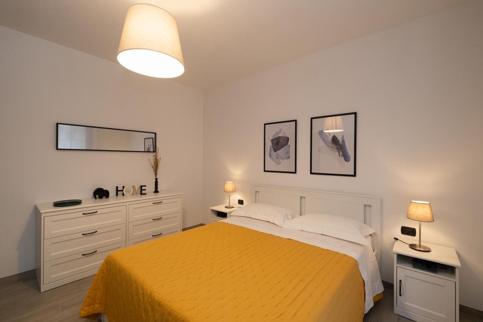 Bilocale A Lainate Lainhouse Apartment Bagian luar foto