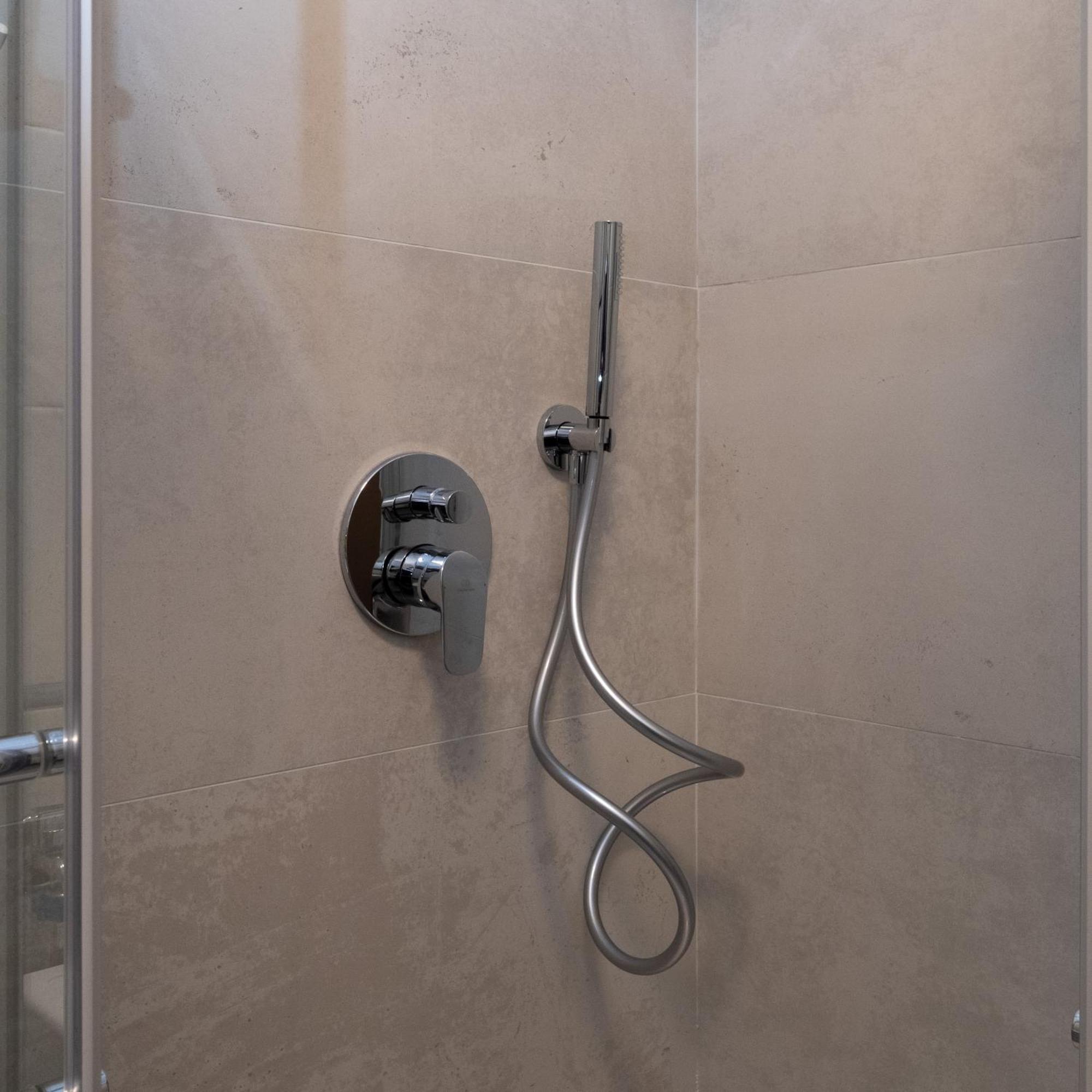Bilocale A Lainate Lainhouse Apartment Bagian luar foto