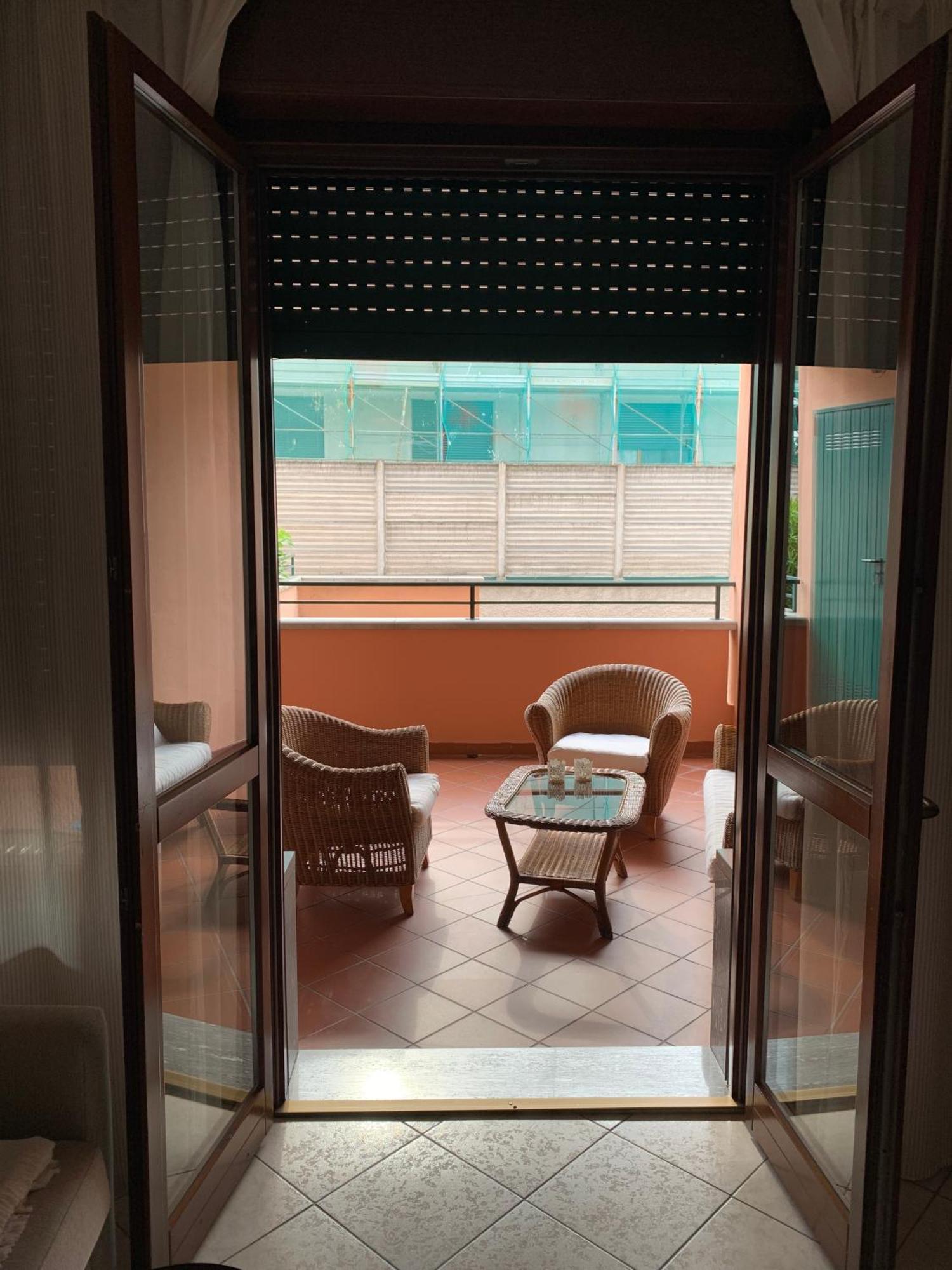 Bilocale A Lainate Lainhouse Apartment Bagian luar foto