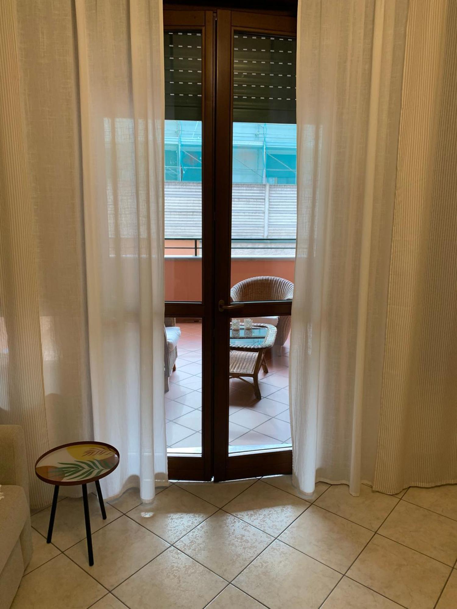 Bilocale A Lainate Lainhouse Apartment Bagian luar foto